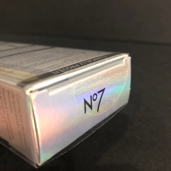 No7 Laboratories Line Correcting Booster Serum 15ml. - Picture 3 of 5